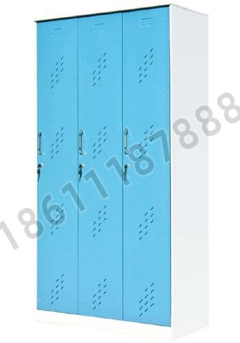 點(diǎn)擊查看商品:圓邊三門(mén)更衣柜