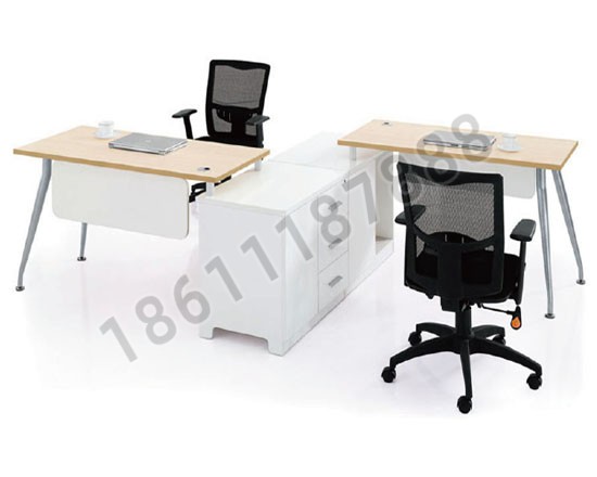 點(diǎn)擊查看商品:屏風(fēng)桌